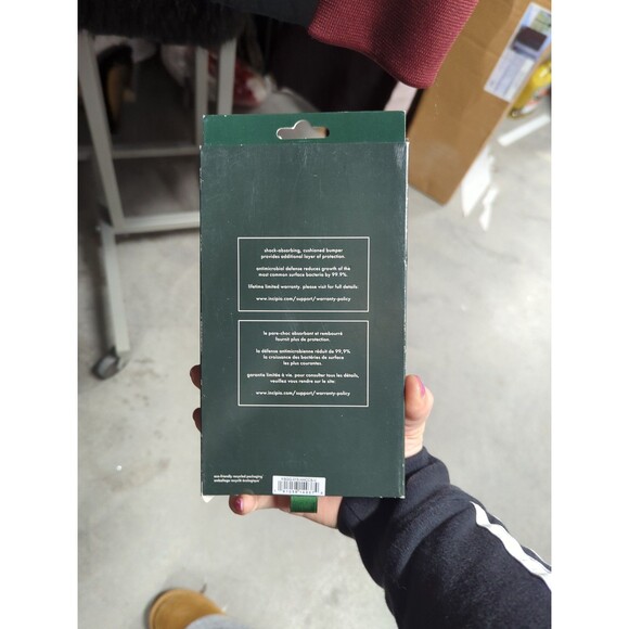 Kate Spade Hollyhock White Floral Phone Case - Google Pixel 6 Pro NIB - Picture 2 of 3